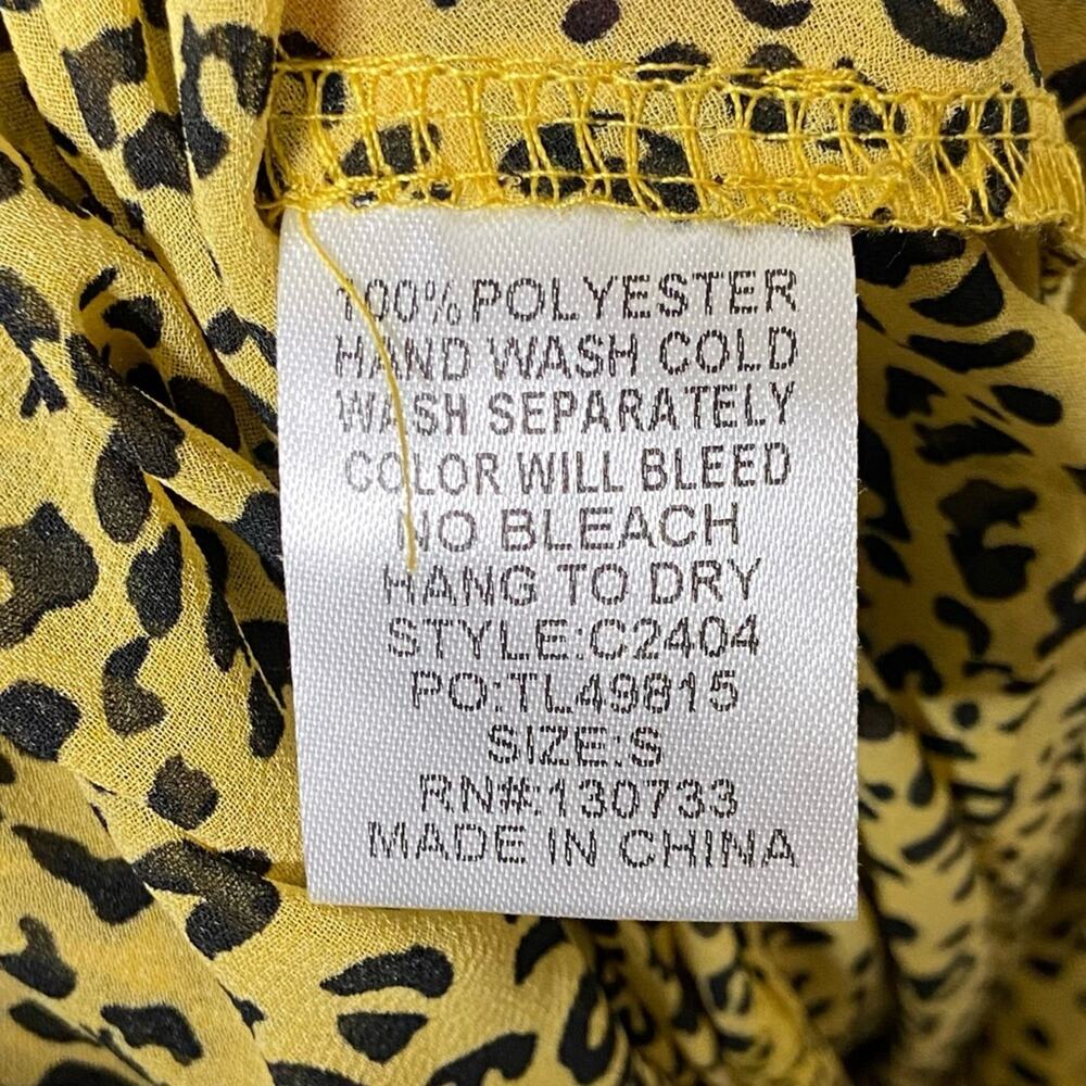 Umgee Yellow & Black Leopard Print Sheer Lightweight Blouse Size Small - Picture 7 of 8